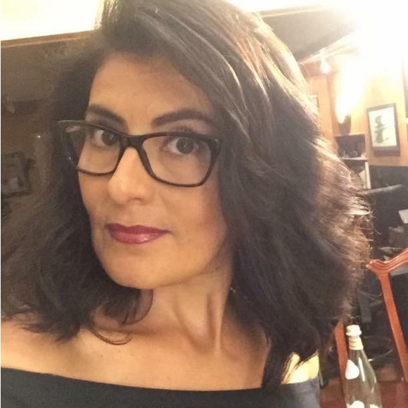 Meet your Posher, Bobbie - Picture 8 of 9